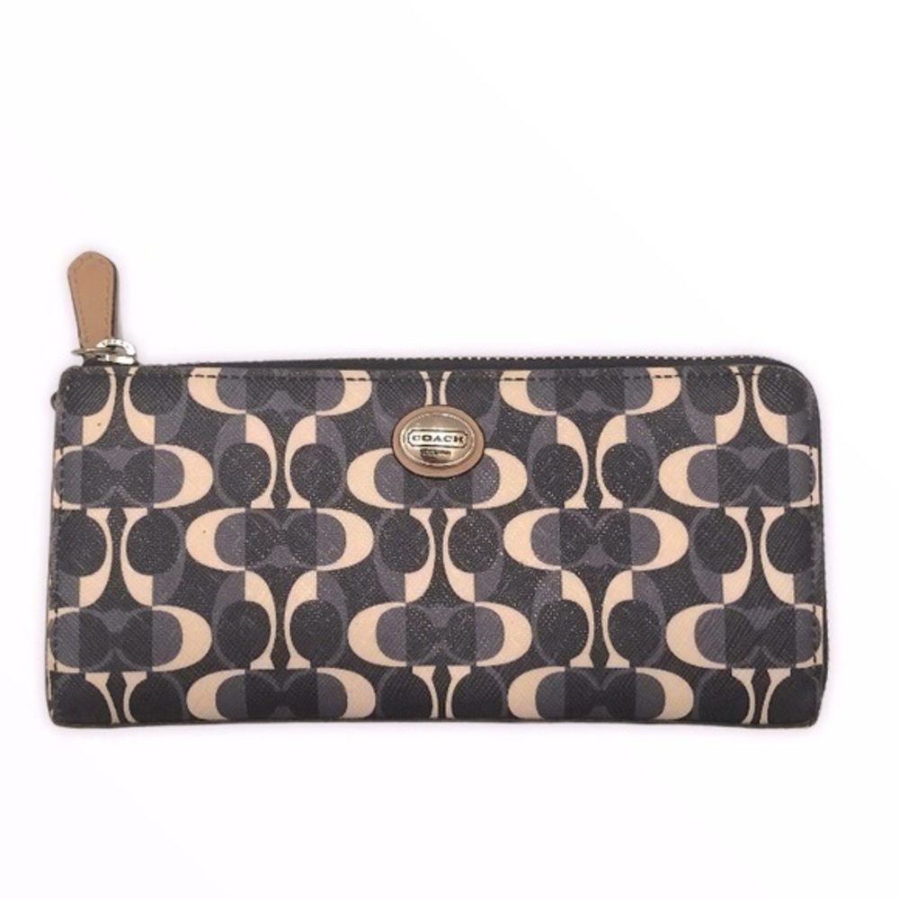 Patch blue and white waverly zipper wallet